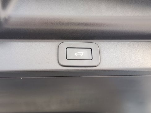 Used 2023 Land Rover Range Rover Autobiography AWD/4WD image 36