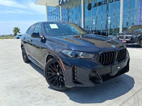 Used 2025 BMW X6 xDrive40i w/ Executive Package AWD/4WD image 1