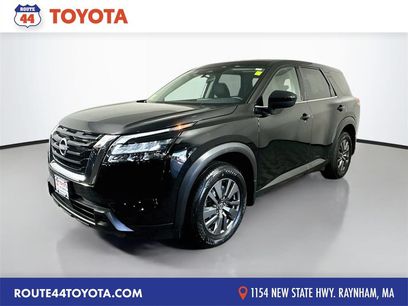 Used 2024 Nissan Pathfinder S w/ Cargo Package