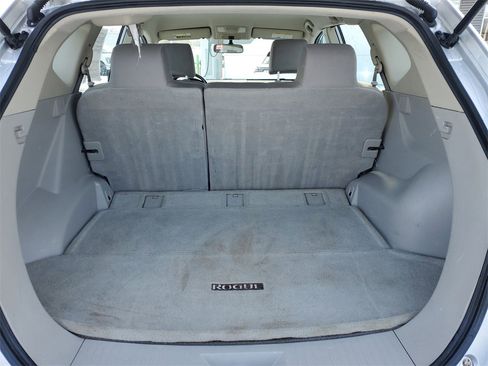 Used 2013 Nissan Rogue S image 26