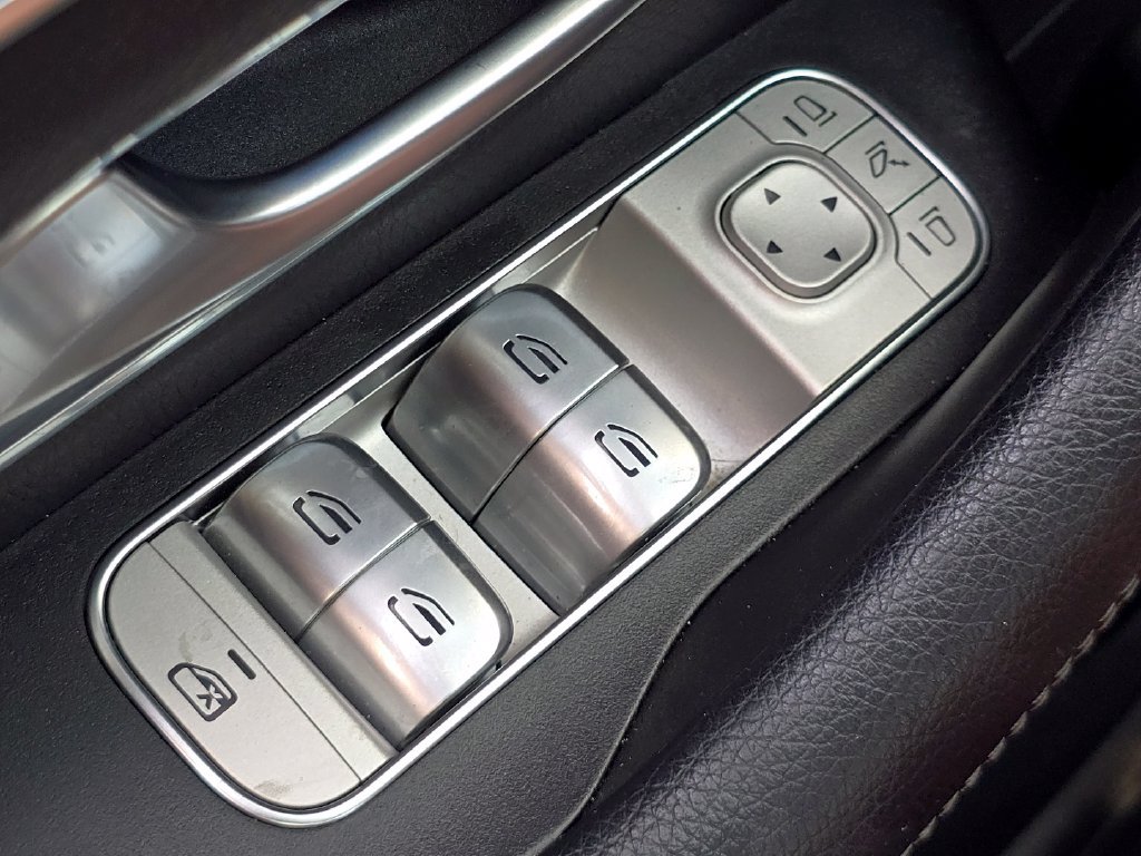Certified 2024 Mercedes-Benz GLS 450 4MATIC image 29