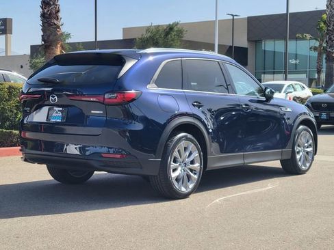 New 2026 MAZDA CX-90 Plug-In Hybrid w/ Preferred image 4