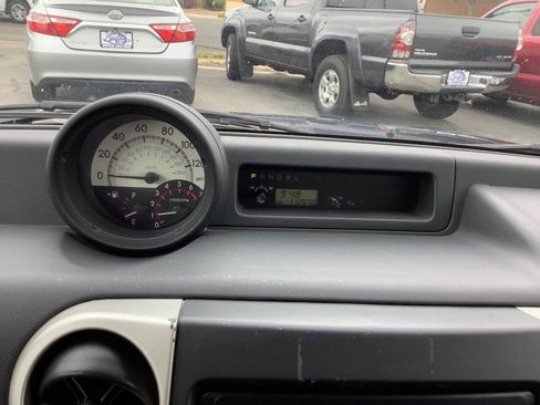 Used 2004 Scion xB FWD image 33