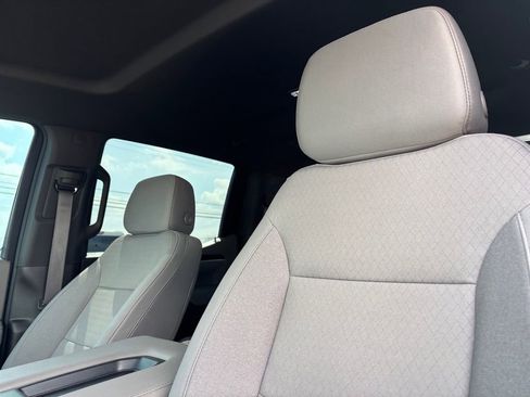 Used 2025 Chevrolet Silverado 1500 LT w/ Z71 Off-Road Package image 10