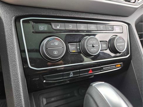 Used 2023 Volkswagen Atlas Cross Sport SEL Premium R-Line image 31