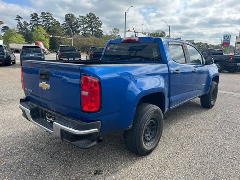 Used 2020 Chevrolet Colorado W/T w/ WT Convenience Package image 4