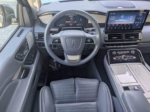 Certified 2022 Lincoln Navigator Black Label AWD/4WD image 20