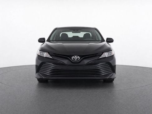 Used 2020 Toyota Camry LE FWD image 7