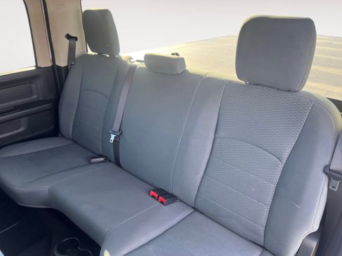 Used 2018 RAM 2500 Tradesman w/ Chrome Appearance Group image 13