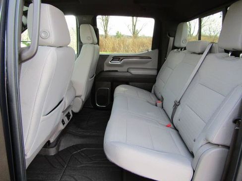 Used 2022 Chevrolet Silverado 1500 LT w/ Max Trailering Package image 18