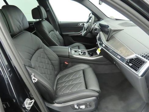 New 2026 BMW X5 xDrive40i w/ Executive Package image 20