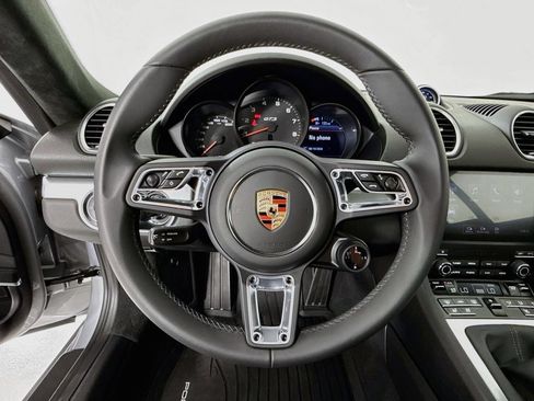 Certified 2025 Porsche 718 Cayman GTS RWD image 15