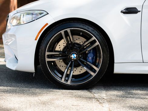Used 2017 BMW M2 RWD image 11