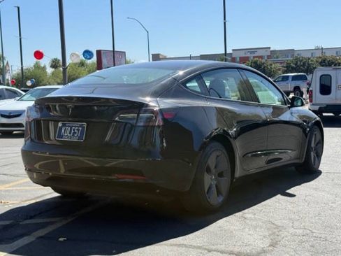 Used 2023 Tesla Model 3 Standard Range RWD image 3