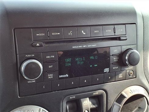 Used 2012 Jeep Wrangler Unlimited Sport image 11