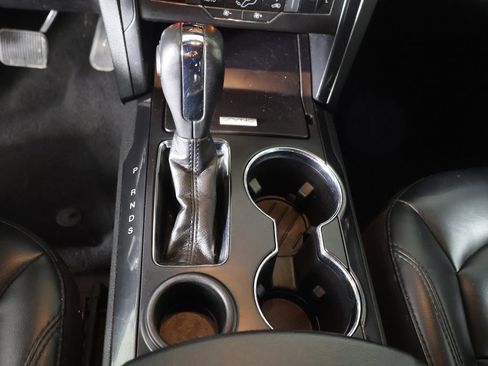 Used 2019 Ford Explorer XLT w/ Equipment Group 202A image 48