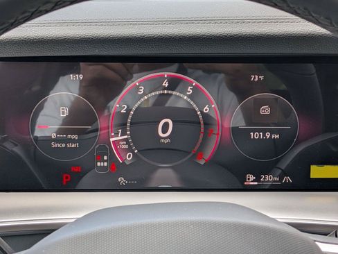 New 2026 Volkswagen Tiguan SE R-Line AWD/4WD image 11