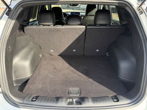 Used 2025 Jeep Compass Trailhawk AWD/4WD image 31