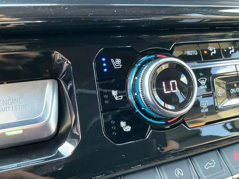 New 2026 GMC Sierra 1500 AT4 w/ AT4 Premium Package image 22