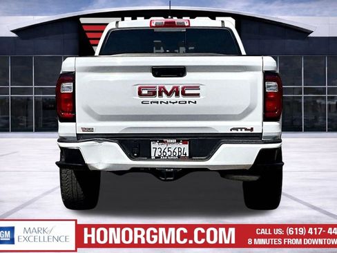 Used 2024 GMC Canyon AT4 AWD/4WD image 5