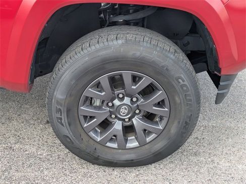 Used 2023 Toyota Tacoma SR5 image 9
