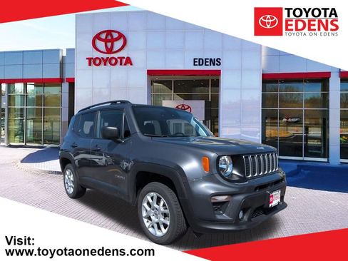 Used 2022 Jeep Renegade Latitude w/ Convenience Group AWD/4WD image 1