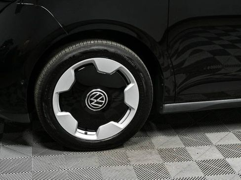 New 2025 Volkswagen ID. Buzz Pro S image 27