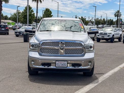 Used 2015 RAM 1500 Laramie w/ Convenience Group AWD/4WD image 6