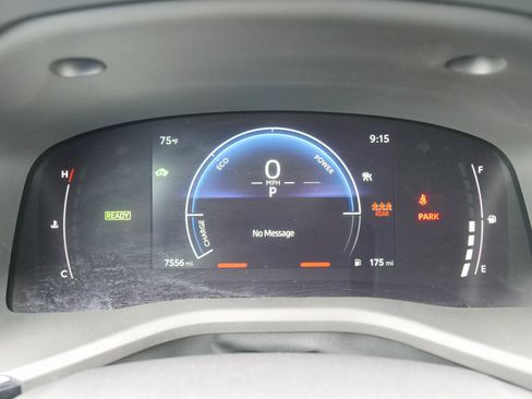 Used 2025 Toyota Camry LE image 21