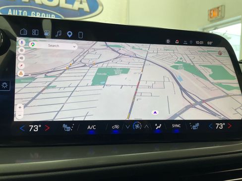 New 2026 Chevrolet Traverse LT w/ Driver Confidence Package AWD/4WD image 4