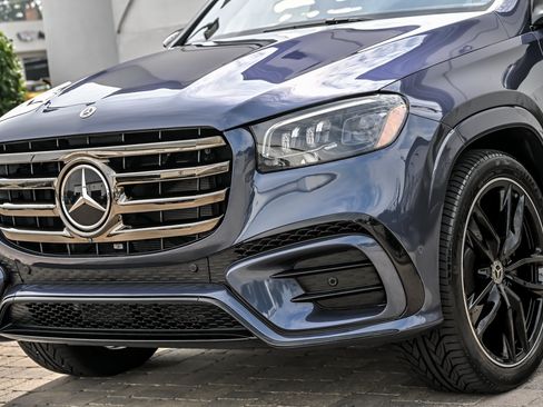 Used 2024 Mercedes-Benz GLS 450 4MATIC w/ AMG Line Exterior image 6