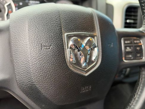 Used 2019 RAM 1500 Big Horn AWD/4WD image 19
