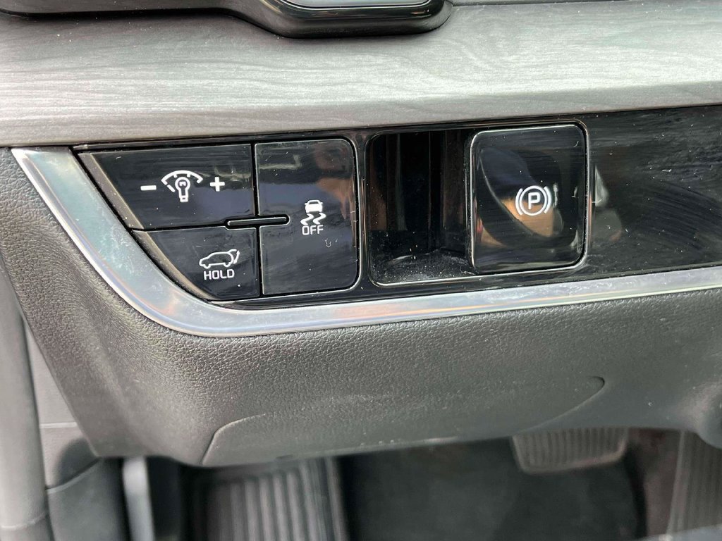 Used 2024 Kia Sportage X-Line w/ X-Line Premium Package AWD/4WD image 18