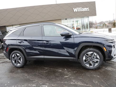 New 2026 Hyundai Tucson SEL image 2