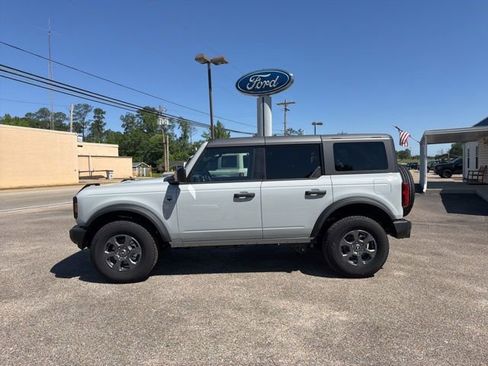 New 2026 Ford Bronco Big Bend AWD/4WD image 1