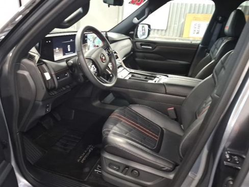 Used 2026 Nissan Armada PRO-4X AWD/4WD image 9