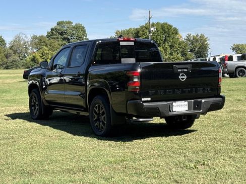 New 2026 Nissan Frontier SV w/ All-Weather Content Package image 10