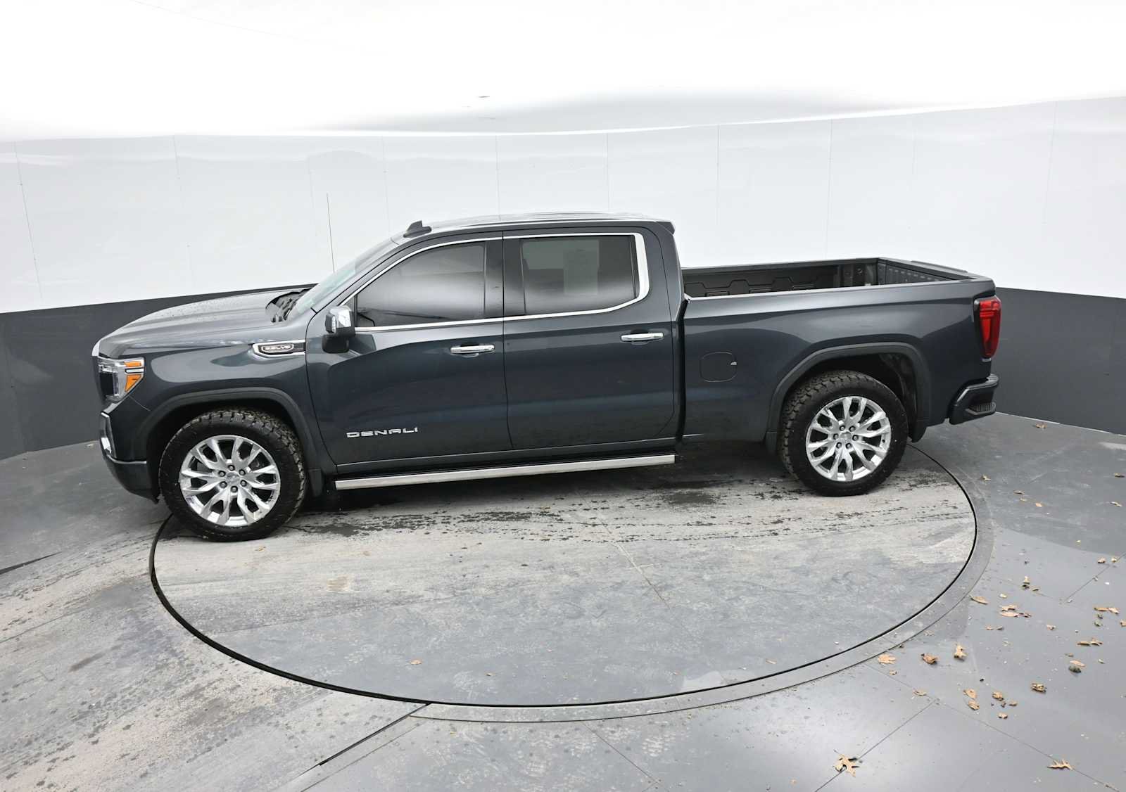Used 2021 GMC Sierra 1500 Denali w/ Denali Ultimate Package AWD/4WD image 16