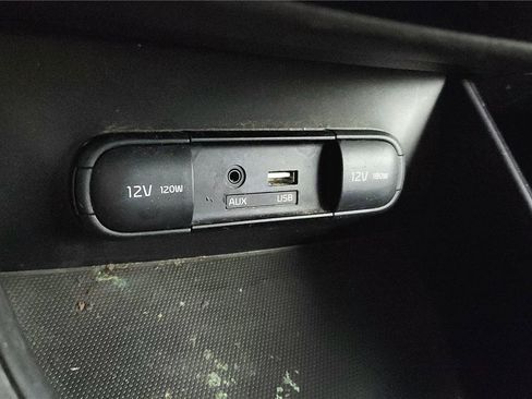 Used 2015 Kia Soul image 34