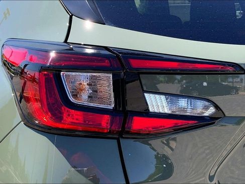 Used 2026 Subaru Crosstrek 2.0i Premium AWD/4WD image 21
