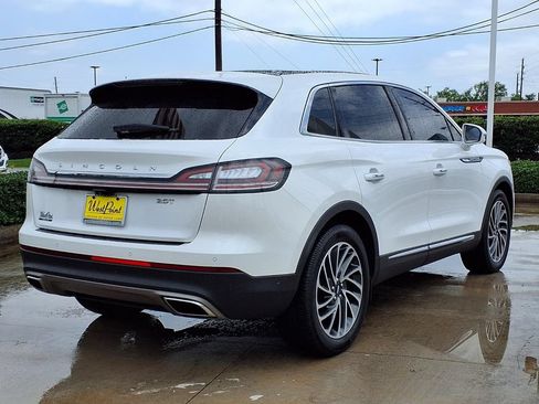 Used 2020 Lincoln Nautilus Reserve w/ Equipment Group 201A FWD image 2
