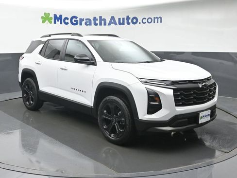 New 2026 Chevrolet Equinox LT w/ Convenience Package II image 2