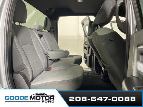 Used 2024 RAM 2500 Big Horn AWD/4WD image 21
