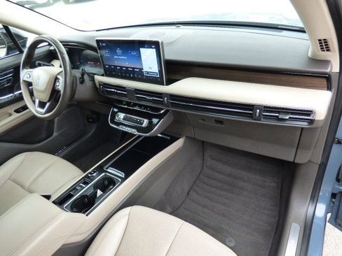Used 2024 Lincoln Corsair Grand Touring w/ Equipment Group 301A AWD/4WD image 13