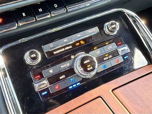 Used 2024 Lincoln Navigator Black Label image 37