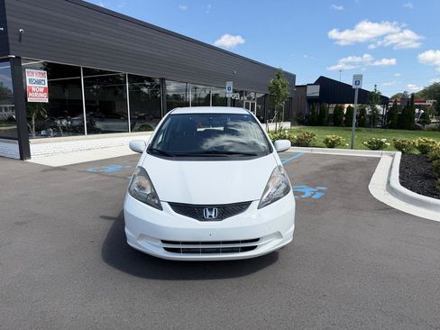 Used 2013 Honda Fit image 2