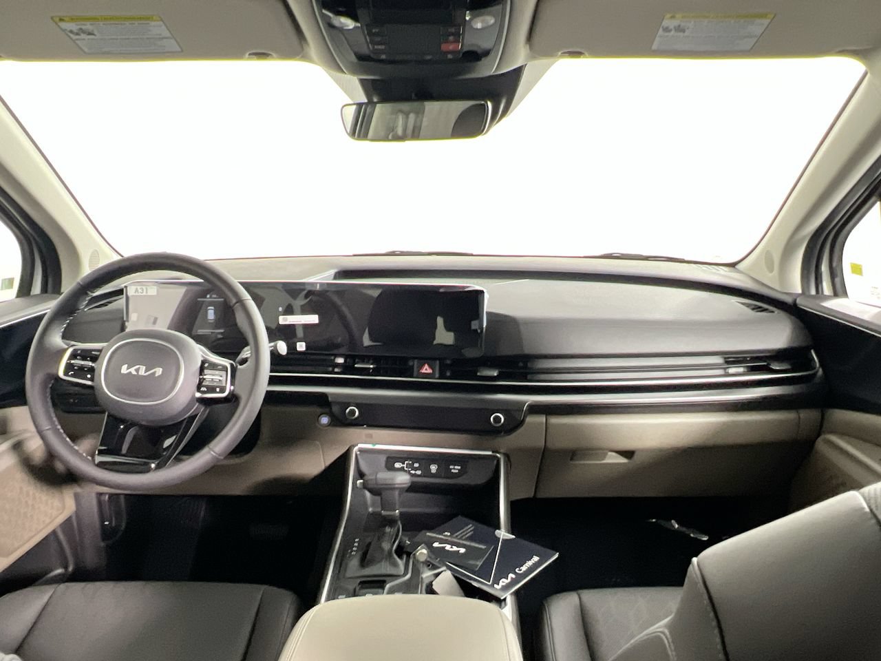 New 2026 Kia Carnival FWD image 31