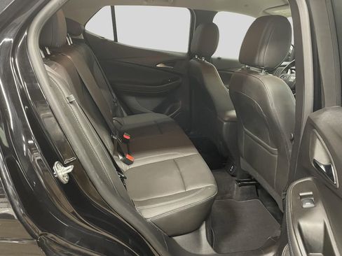 Used 2025 Buick Encore GX Sport Touring AWD/4WD image 10