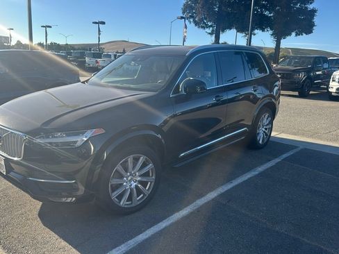 Used 2017 Volvo XC90 T6 Inscription w/ Vision Package AWD/4WD image 1