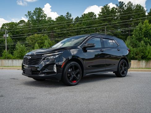 Used 2024 Chevrolet Equinox Premier FWD image 3